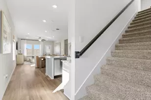 1522 Splashing Wave Dr, Iowa Colony, TX 77583 - Photo 5