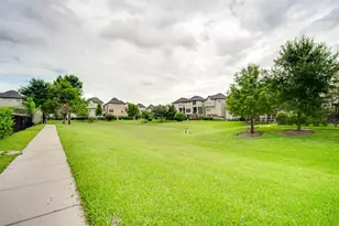 2710 Shadybrook Meadow Dr, Houston, TX 77080 - Photo 43
