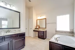 2710 Shadybrook Meadow Dr, Houston, TX 77080 - Photo 23