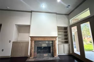 8746 Rippling Water Dr, Sugar Land, TX 77479 - Photo 17