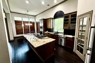 8746 Rippling Water Dr, Sugar Land, TX 77479 - Photo 21