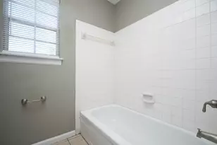 379 Richvale Ln, Houston, TX 77598 - Photo 33