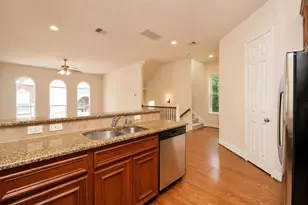 5324 Nett St, Houston, TX 77007 - Photo 7