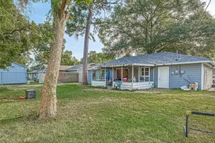 10434 Envoy St, Houston, TX 77016 - Photo 15