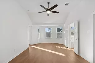 237 Draper Shadows Dr, Willis, TX 77378 - Photo 23