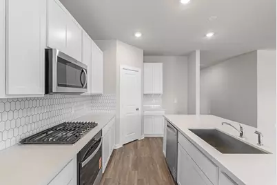 2808 English Laurel Drive, Alvin, TX 77511 - Photo 5