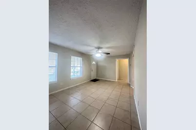 6713 Greenhurst Street, Houston, TX 77091 - Photo 3