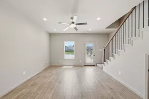 10214 Carmencita Way, Houston, TX 77075 - Photo 7