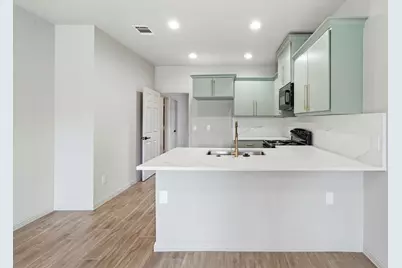 10214 Carmencita Way, Houston, TX 77075 - Photo 9