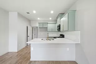 10214 Carmencita Way, Houston, TX 77075 - Photo 9