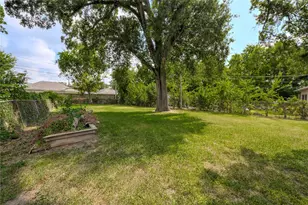 4325 Kay Cir, Houston, TX 77051 - Photo 17