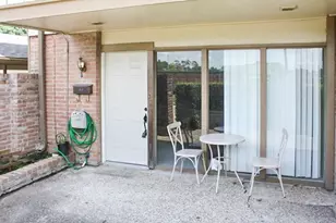 821 S Ripple Creek Dr, Houston, TX 77057 - Photo 3