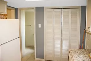 821 S Ripple Creek Dr, Houston, TX 77057 - Photo 11