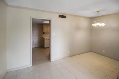 821 S Ripple Creek Drive #1, Houston, TX 77057 - Photo 5