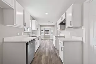 13110 Naples Ln, Stafford, TX 77477 - Photo 25