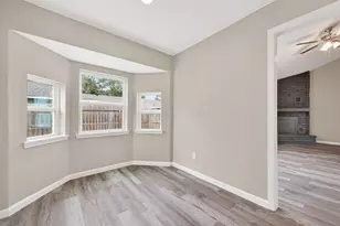 13110 Naples Ln, Stafford, TX 77477 - Photo 15