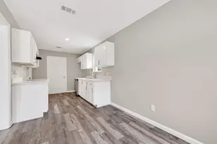 13110 Naples Ln, Stafford, TX 77477 - Photo 17