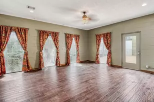 1607 E Bonner St, Houston, TX 77007 - Photo 29