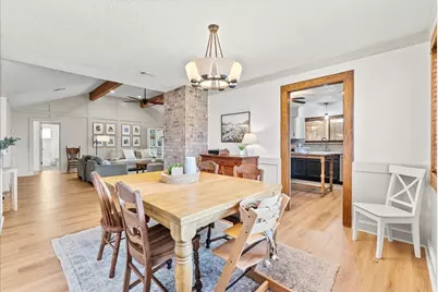 16806 Colony Bend Drive, Friendswood, TX 77546 - Photo 7