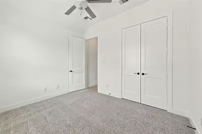 9603 Chateau Hill Drive, Manvel, TX 77578 - Photo 11