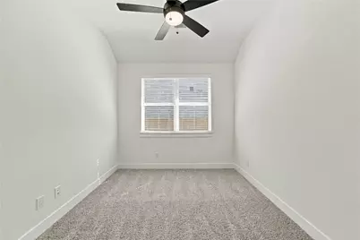 9603 Chateau Hill Drive, Manvel, TX 77578 - Photo 7