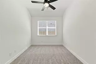 9603 Chateau Hl Dr, Manvel, TX 77578 - Photo 7