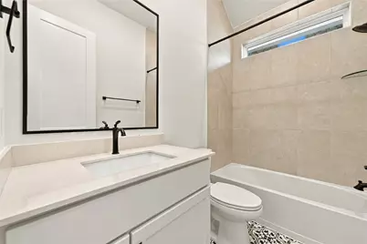 9603 Chateau Hill Drive, Manvel, TX 77578 - Photo 9
