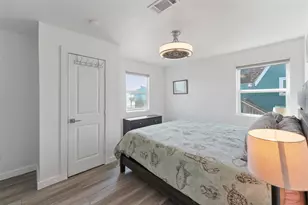 12917 John Reynolds Rd, Galveston, TX 77554 - Photo 17