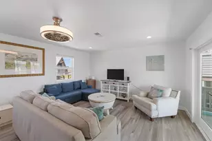 12917 John Reynolds Rd, Galveston, TX 77554 - Photo 11