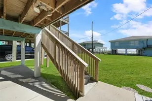 12917 John Reynolds Rd, Galveston, TX 77554 - Photo 23