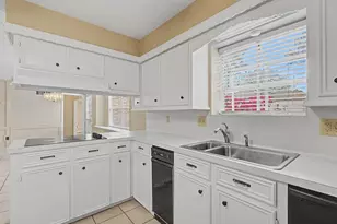 3402 Candleridge Dr, Spring, TX 77388 - Photo 9