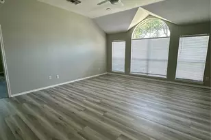 11411 Oak Lake Vista Ct, Sugar Land, TX 77498 - Photo 9