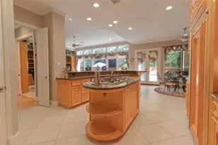1614 Lake Wilderness Ln, Houston, TX 77345 - Photo 7