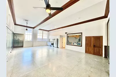 2102 Mechanic Street #105, Galveston, TX 77550 - Photo 3