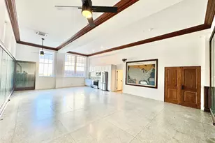 2102 Mechanic St, Galveston, TX 77550 - Photo 3