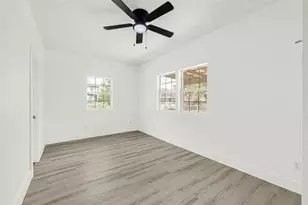 7926 Hudson St, Houston, TX 77012 - Photo 23