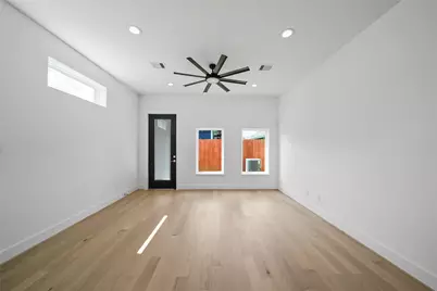 124 E 32nd Street, Houston, TX 77018 - Photo 11