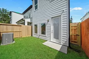 124 E 32nd St, Houston, TX 77018 - Photo 31