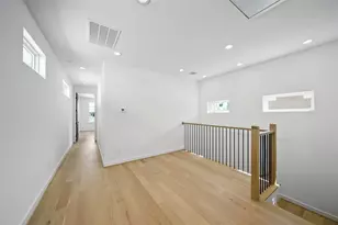 124 E 32nd St, Houston, TX 77018 - Photo 17