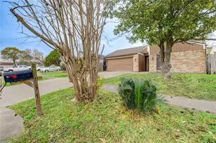 12327 Fairmeadow Dr, Houston, TX 77071 - Photo 5