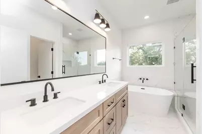 1611 Erin Street, Houston, TX 77009 - Photo 11