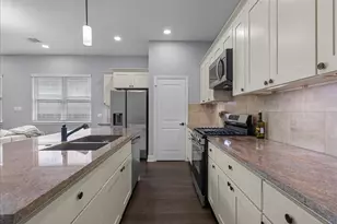 20061 Torrey Pines Ln, Cleveland, TX 77327 - Photo 17