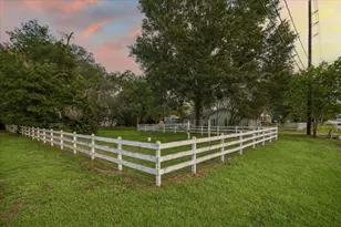 8407 Wilson St, Fulshear, TX 77441 - Photo 41