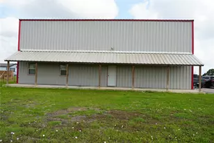 8417 Los Robles Ave, Alvin, TX 77511 - Photo 9