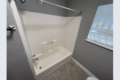 10 7th Street N, Texas City, TX 77590 - Photo 15