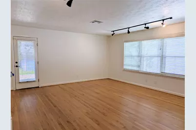 4514 Benning Drive, Houston, TX 77035 - Photo 9