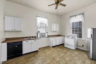 1524 Mechanic St, Galveston, TX 77550 - Photo 11