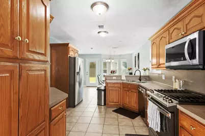 6465 Tahoe Drive, Beaumont, TX 77708 - Photo 11