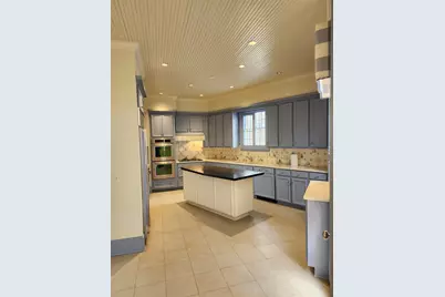 1 Pine Briar Circle, Houston, TX 77056 - Photo 11