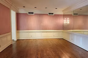 1 Pine Briar Cir, Houston, TX 77056 - Photo 9